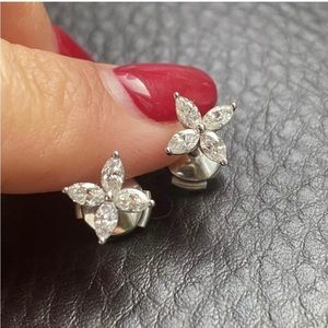 Authentic Tiffany&Co Small Victoria Earrings